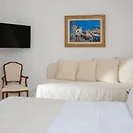 Syrene Hotel 4*