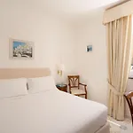 Syrene Hotel