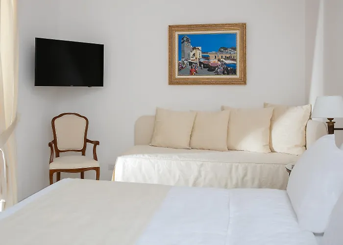 Syrene Hotel 4*
