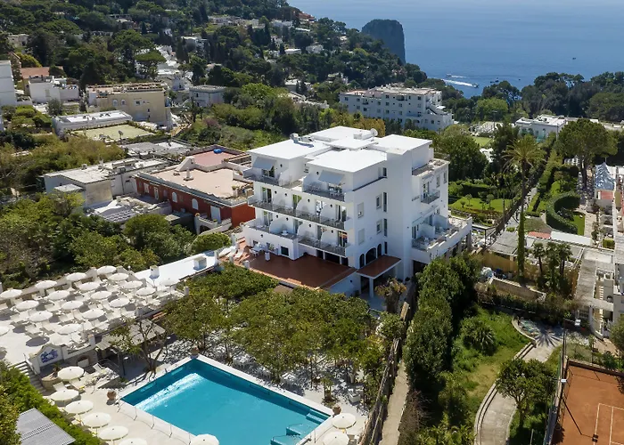 酒店 塞莱尼酒店 4*