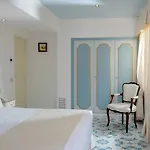 Syrene Hotel