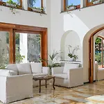 Syrene Hotel